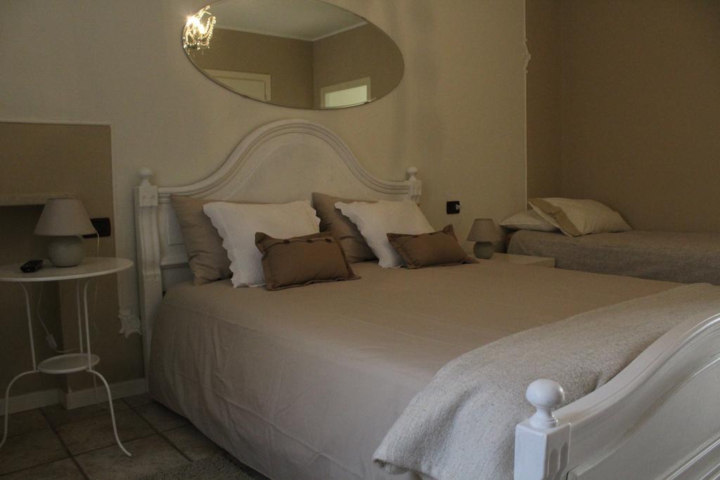 Maison Fortune Castelnuovo del Garda Phòng bức ảnh